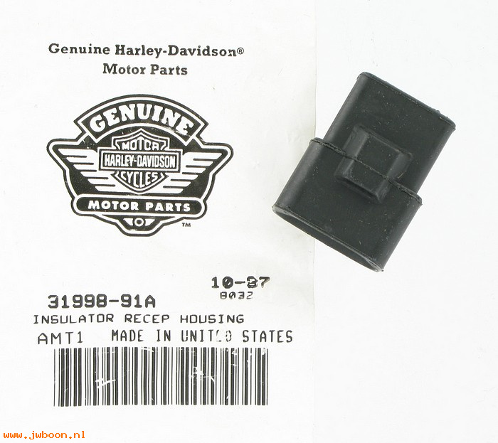   31998-91A (31998-91A): Insulator receptacle housing,NOS-XL. FXR. Dyna. Softail. Touring
