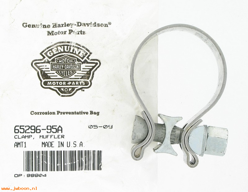   65296-95A (65296-95A): Muffler clamp - NOS - FLT, Softail, FXD, Dyna.  Sportster XL's