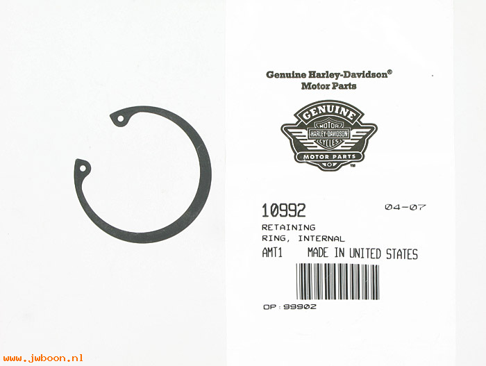      10992 (   10992): Retaining ring - rear fork - NOS - Dyna, FXD