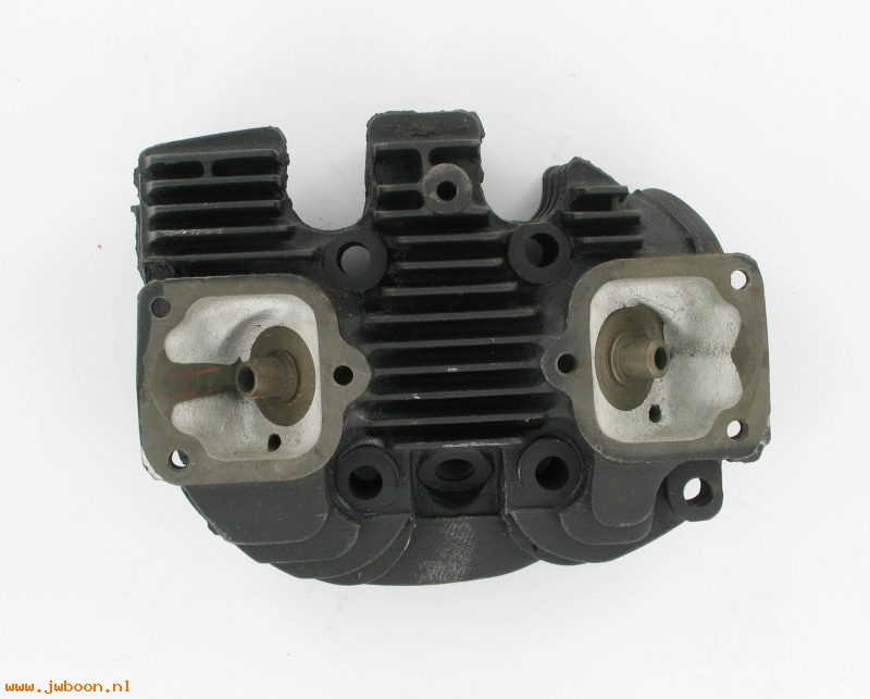   16673-72 (16673-72): Cylinder head, front - NOS - Sportster XLH, XLCH  '72-early'73