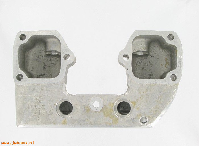   17514-71 (17514-71): Rocker arm cover, front - NOS - Ironhead Sportster '71-'85. XLCR