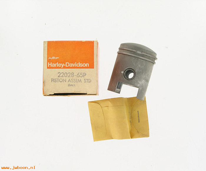   22028-65P (22028-65P): Piston with rings and pin Std. - NOS - Aermacchi, M-50 in stock
