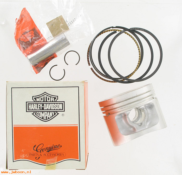   22201-86 (22201-86 / 22641-86): Piston with rings and pin - NOS - Sportster XLH 883 '86-'94
