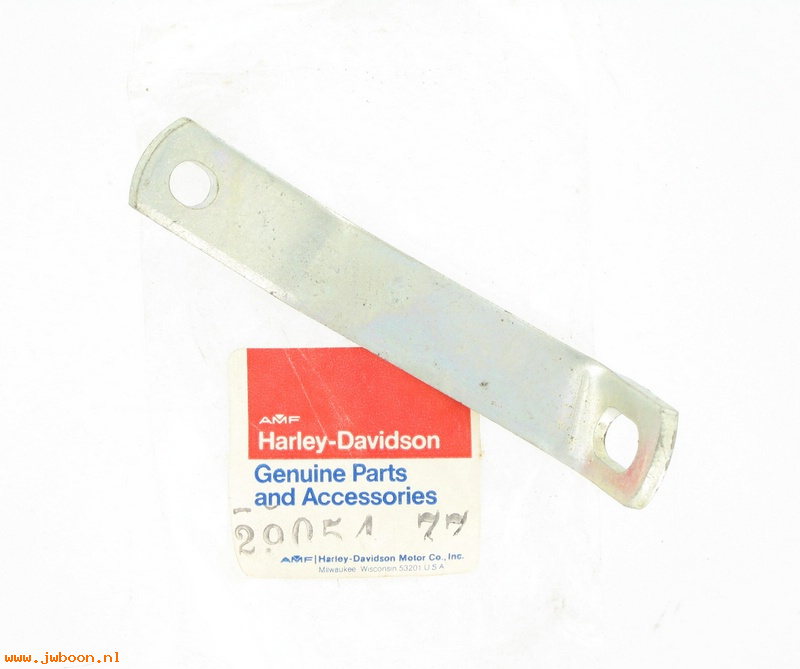   29054-77 (29054-77): Bracket, air cleaner mounting - NOS - FX, FXE, FXS 1977. AMF
