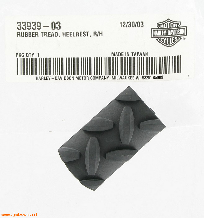   33939-03 (33939-03): Rubber tread,heelrest diamond plate -NOS- XL,FXD,FXST,FLHT,FLHR