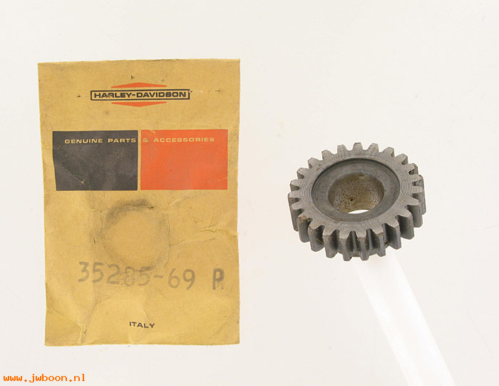   35285-69P (35285-69P): Second gear, mainshaft - NOS - Aermacchi Sprint SS,SX 69-e72. AMF