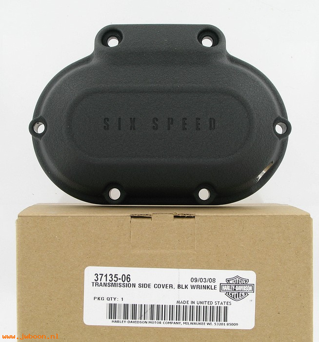   37135-06 (37135-06 / 37126-06): Transmission side cover - NOS - Softail '07-'09.  FXD, Dyna '06-