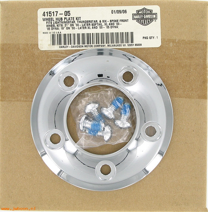   41517-05 (41517-05): Decorative front wheel hub cap - NOS - Six-spoke front wheels