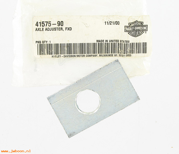   41575-90 (41575-90): Block, axle adjuster - NOS - Dyna, FXD '91-'92