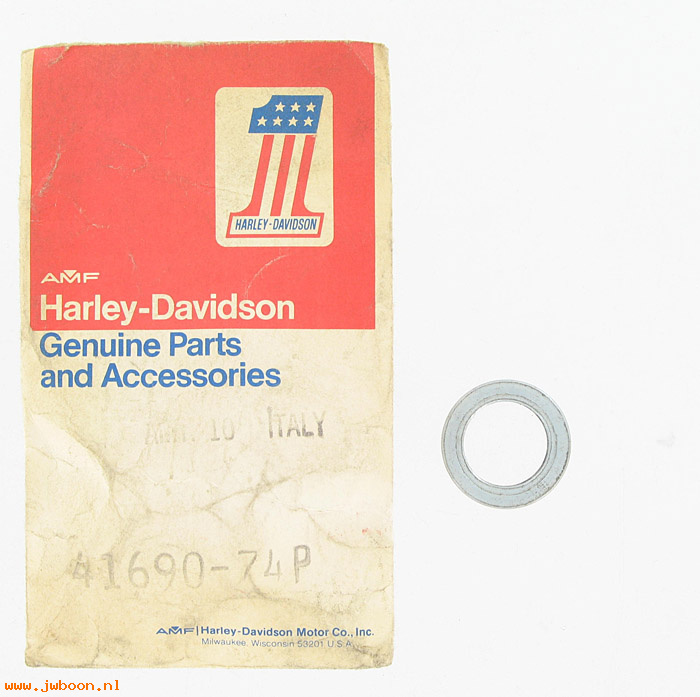   41690-74P (41690-74P / 15437): Spacer, right - inner, external - NOS - SS/SX 175/250 L74-78. AMF