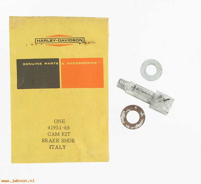   41951-65 (41951-65): Cam kit, brake shoe - w.washers - NOS - Aermacchi M-50 '65-'66