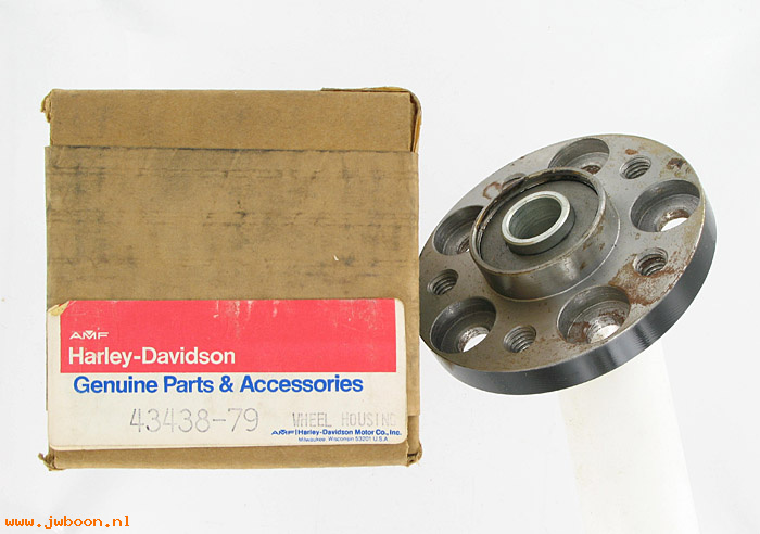   43438-79 (43438-79 / 41030-77A): Bearing housing, with bearing and seal - rear wheel - NOS - XLCR