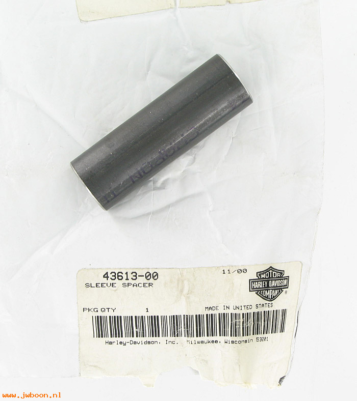   43613-00 (43613-00): Spacer, wheel bearing sleeve - NOS - FXD Dyna '00-'03. XL '00-'07