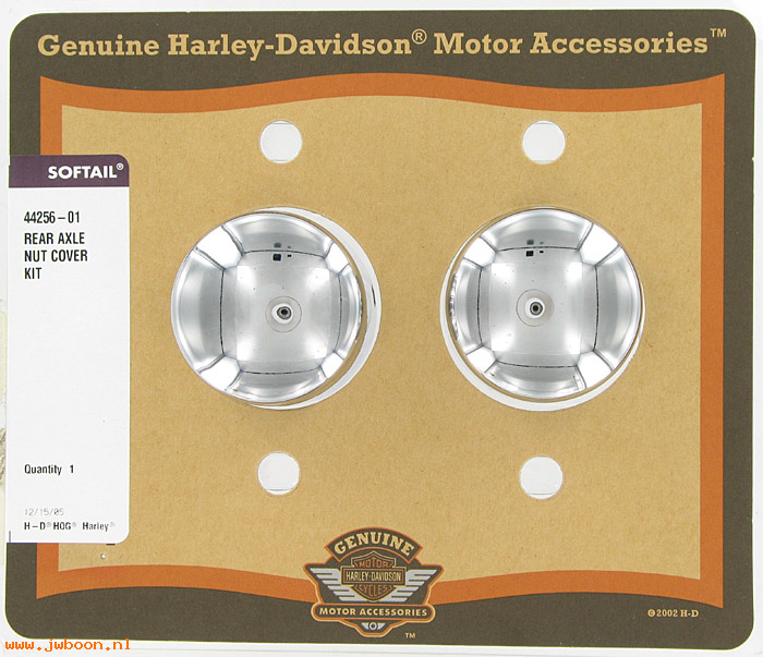   44256-01 (44256-01): Rear axle nut covers "Classic chrome" collection,die cast-Softail