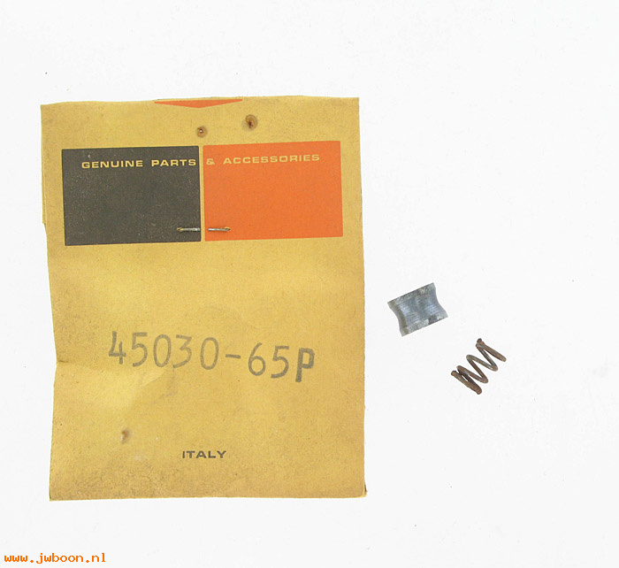   45030-65P (45030-65P): Spacer, brake lever - NOS - Aermacchi M-50 1965