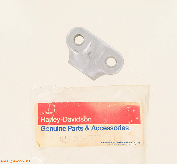   45643-77 (45643-77): Axle cap, right slider - NOS - Sportster XLS 79-83. FXS 77-79.AMF