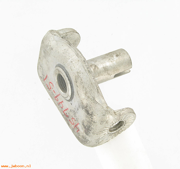   45749-51 (45749-51): Fork upper plate - R.M. handlebars - NOS - S,ST '52-'58