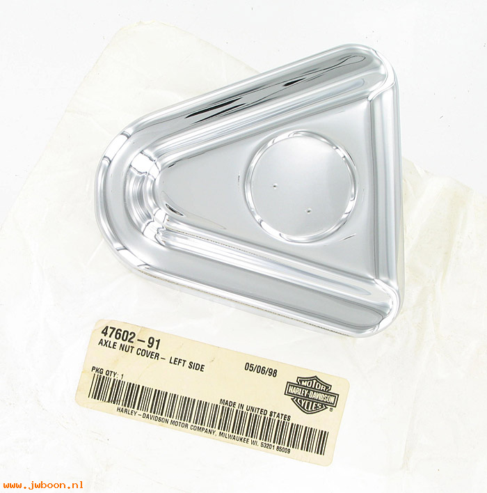   47602-91 (47602-91): Axle nut cover - left side - NOS - Softail, FXST