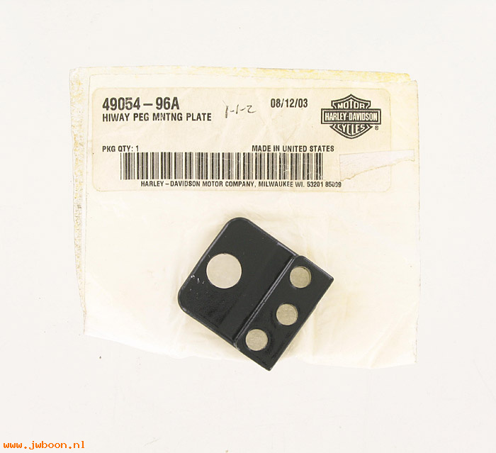   49054-96A (49054-96A): Hi-way peg mounting plate - NOS - Sportster, XL's