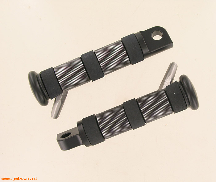   50695-08A (50695-08A): Footpeg pair w.wear peg, Diamond black collection - NOS - XR1200
