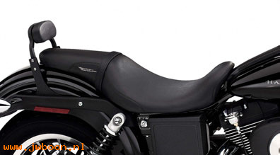   52284-06 (52284-06): Badlander seat - "Harley-Davidson" script - NOS - FXD 06-