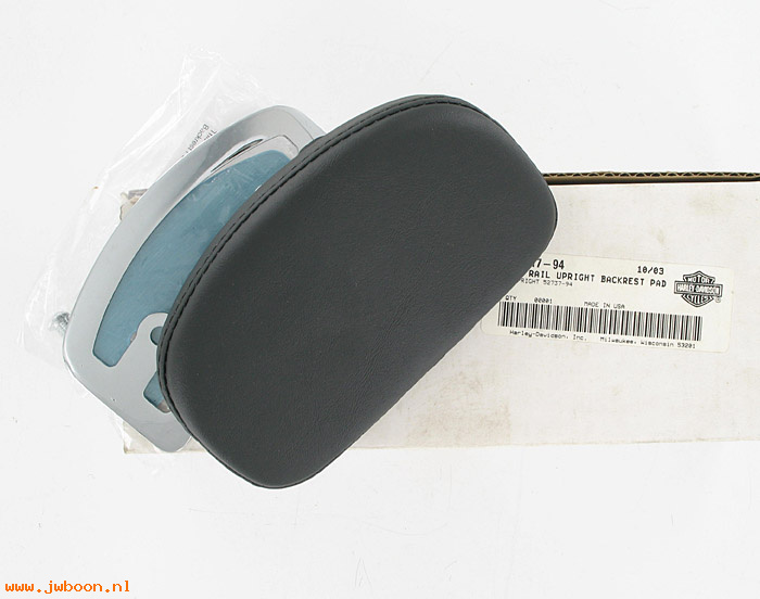   52517-94 (52517-94): Short rail upright backrest pad - smooth - NOS - Softail, XL, FXD