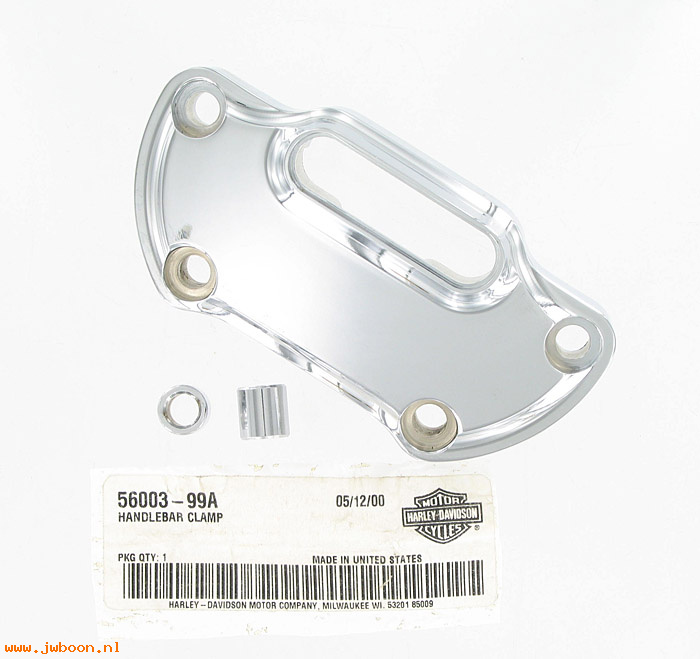   56003-99A (56003-99A): Handlebar clamp - NOS - Super Glide FXR2, FXR3 1999