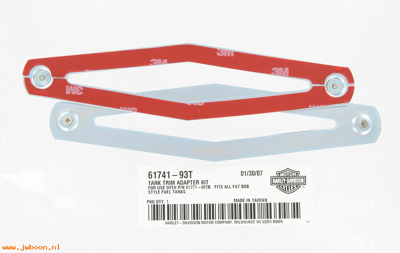   61741-93T (61741-93T): Tank trim adapter kit for 61771-66TB - NOS - '66-'71