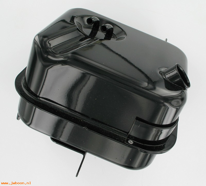   62535-82A (62535-82A /62504-82A): Oil tank, with black trim - NOS - FXDG, Disc Glide late'83