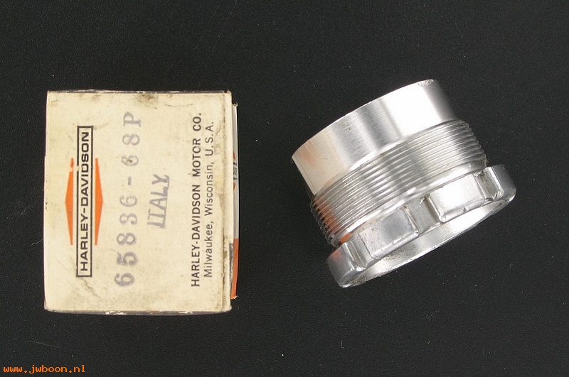   65836-68P (65836-68P): Nut, exhaust pipe - NOS - Rapido '68-'71. Baja '70-'74
