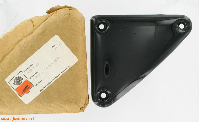   66325-82 (66325-82): Side cover, ignition module - NOS - Sportster XL '82-'03