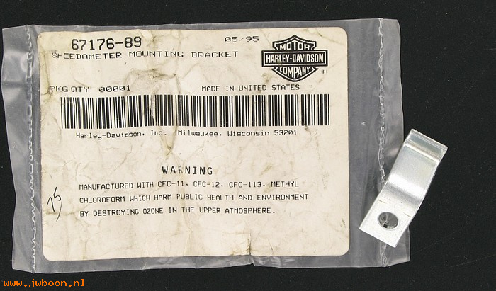   67176-89 (67176-89): Speedometer mounting bracket - NOS - FXDWG '93-'94