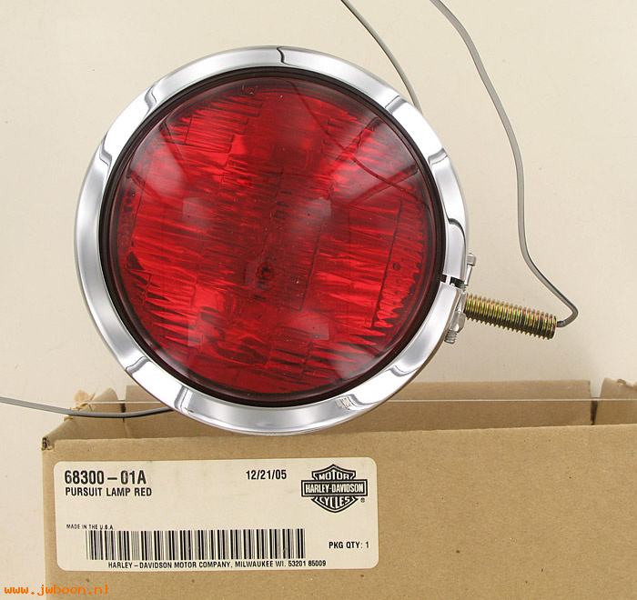   68300-01A (68300-01A): Pursuit lamp - red - NOS