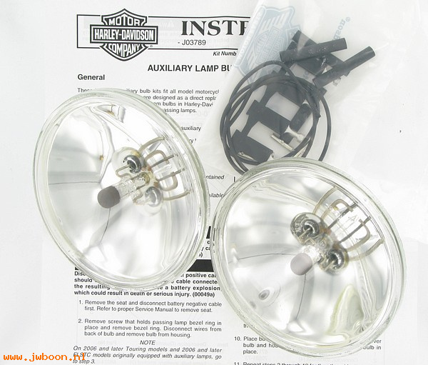   68450-04A (68450-04A): Auxiliary lamp bulb kit, clear with reflector - NOS - FLSTC '05-