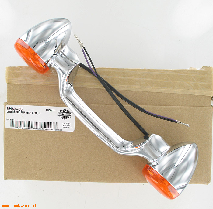   68969-05 (68969-05): Directional lamp - rear - NOS - Softail
