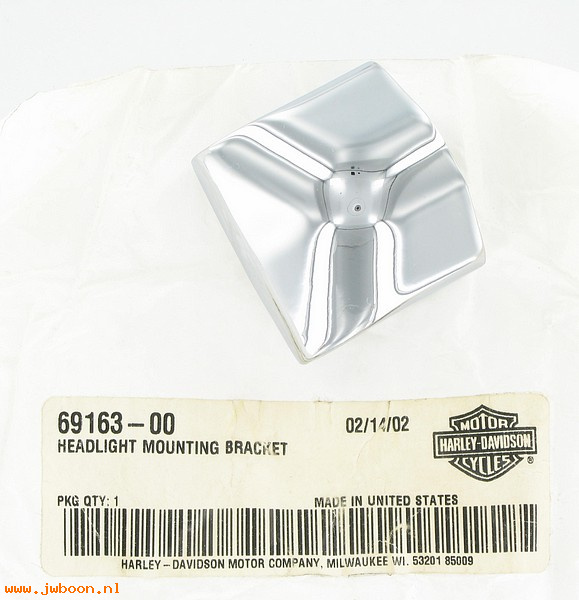   69163-00 (69163-00): Headlight mounting bracket - NOS - Softail