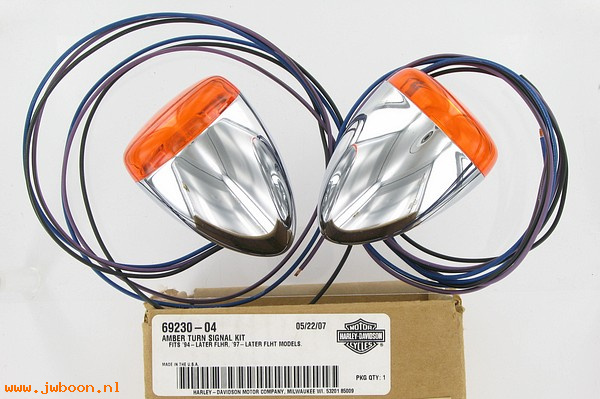   69230-04 (69230-04): Custom passing lamp bracket turn signals - amber lens/clear bulb