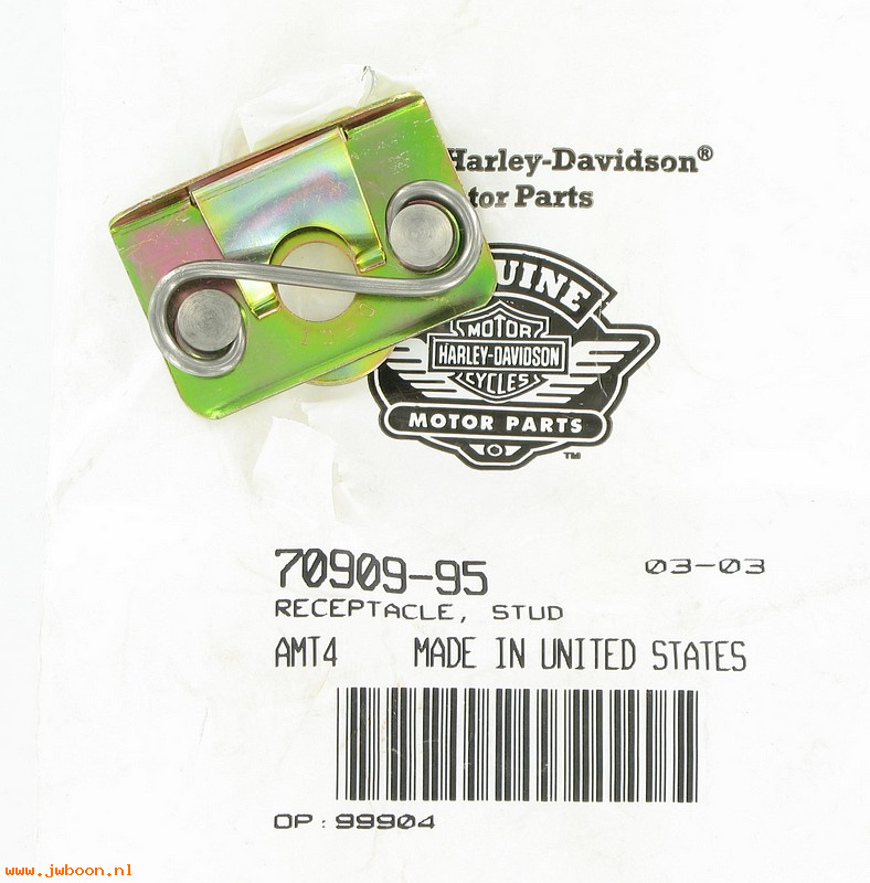   70909-95 (70909-95): Receptacle, stud - NOS - Touring
