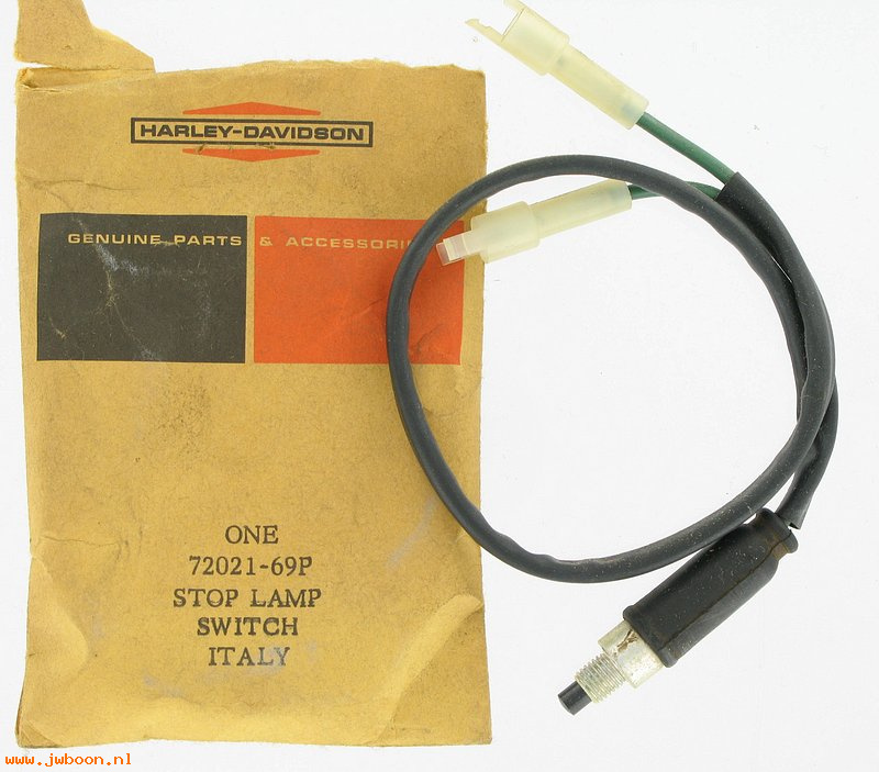   72021-69P (72021-69P /72001-69A): Stoplight switch, front brake, w.wires - NOS - Sprint SS L69-70