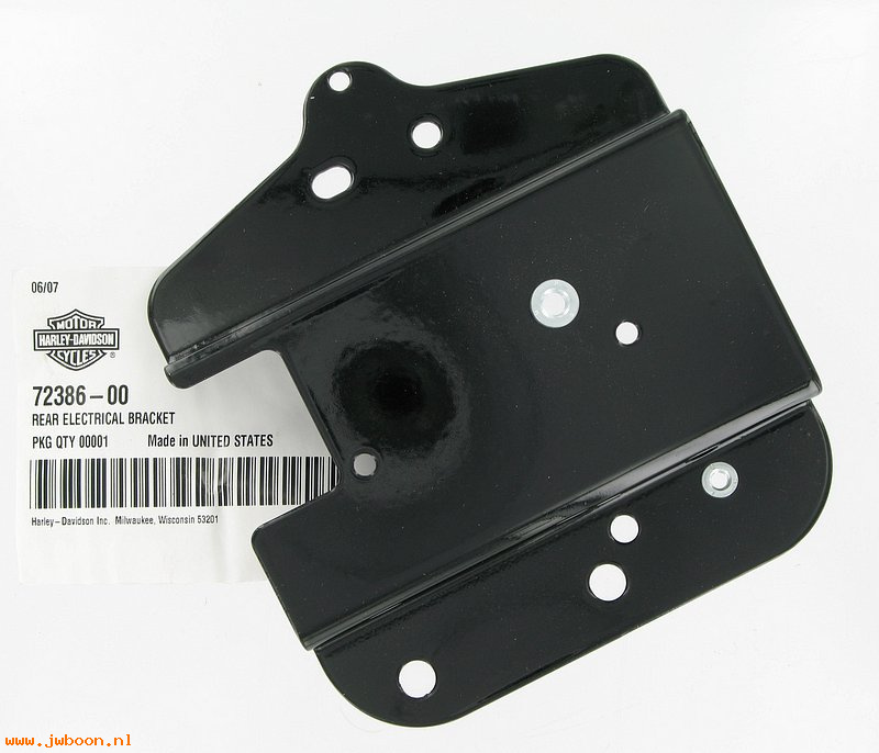   72386-00 (72386-00): Bracket, electrical connectors (rear) - NOS - Softail 00-