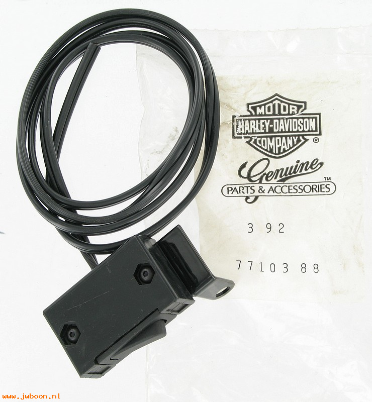   77103-88 (77103-88): On-off switch and bracket assy. - NOS - FXSTS, passing lamps