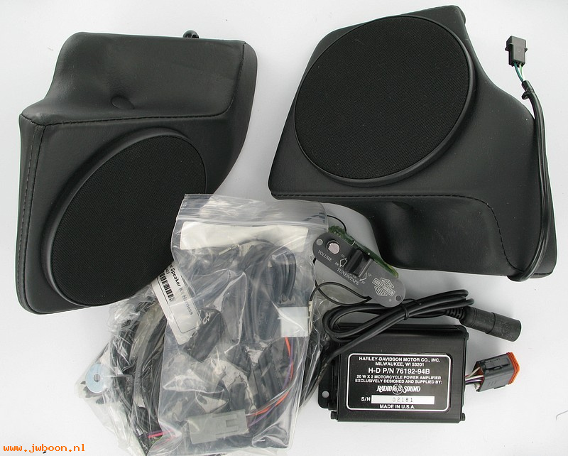   77168-98 (77168-98): Ultra style rear speaker kit - NOS - FLHT, FLHTC '91-'97