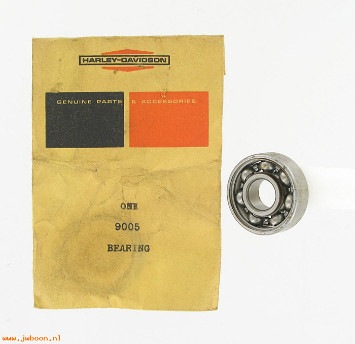       9005 (    9005): Generator armature bearing - small   (brush end) - NOS - '18-'48