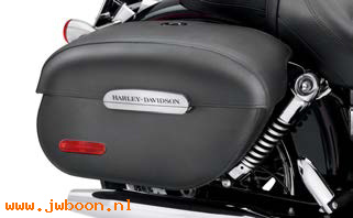   91615-09A (91615-09A): Rigid locking leather saddlebags - NOS - Dyna 02-17. FXDB