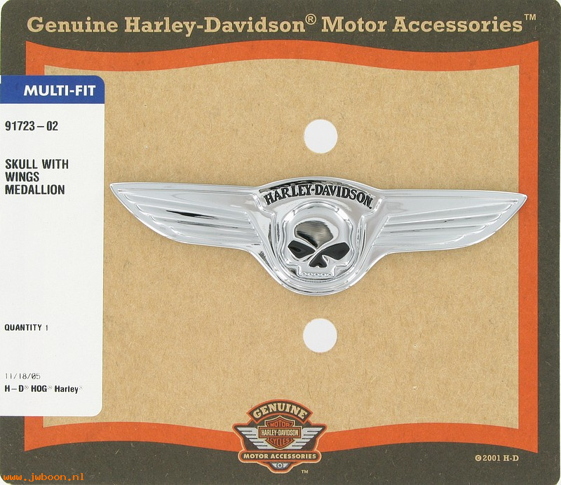   91723-02 (91723-02): Skull medallion with wings - NOS - XL, FXD