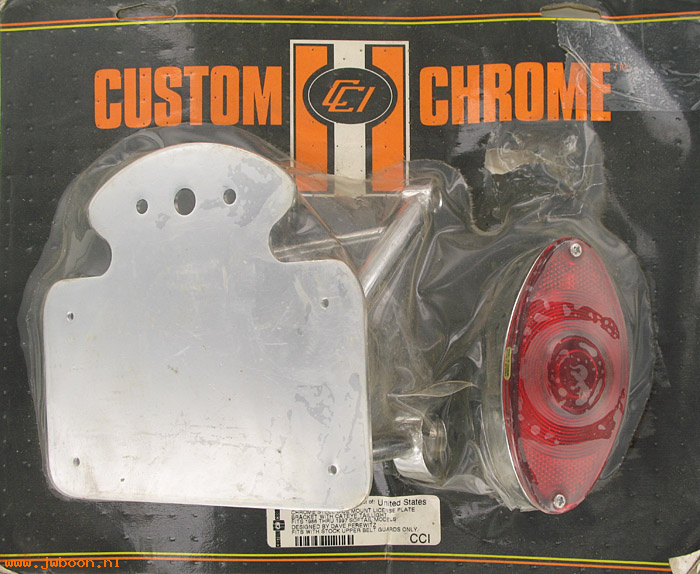 D CC42-927 (42927): Custom Chrome side mount license plate and cateye light