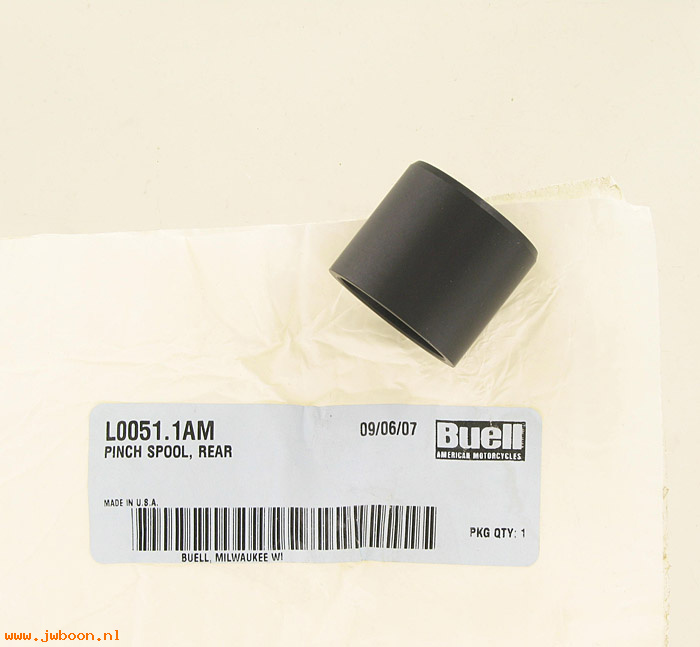   L0051.1AM (L0051.1AM): Pinch spool, rear - NOS - Buell 1125R