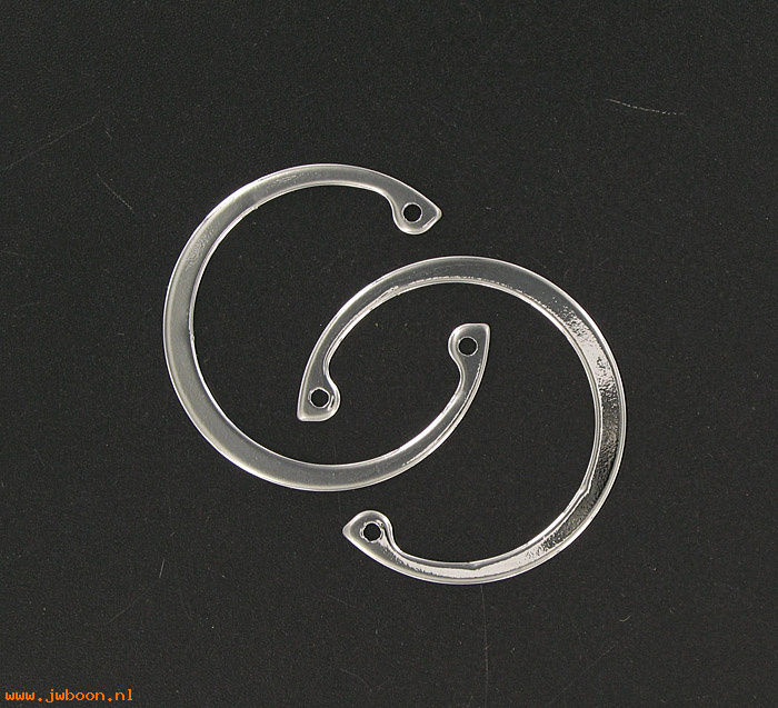 R     11027C (   11027): Pair of retaing rings, wheel hub '73-'84