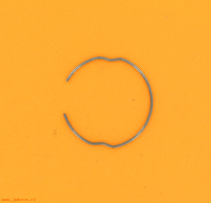 R  45842-77 (45842-77): Oil seal retaining ring, top, slider tube - FL, FLT, FXST, FXWG
