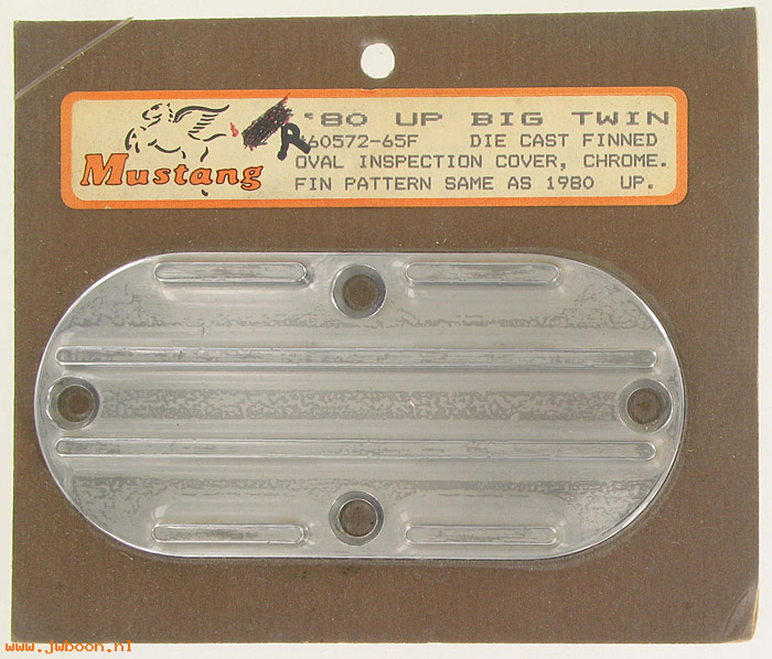 R  60572-65F (60572-65): Mustang finned oval inspection cover - FL '65-'82